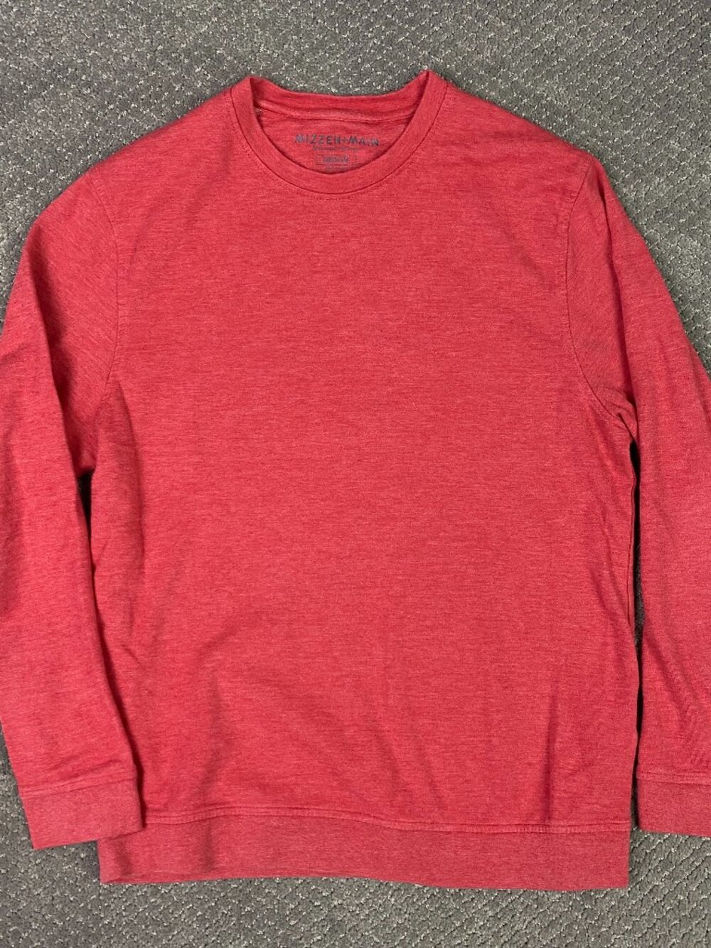 Mizzen + Main Performance  Wear Crewneck Pullover Sweatshirt Men's Medium Red
